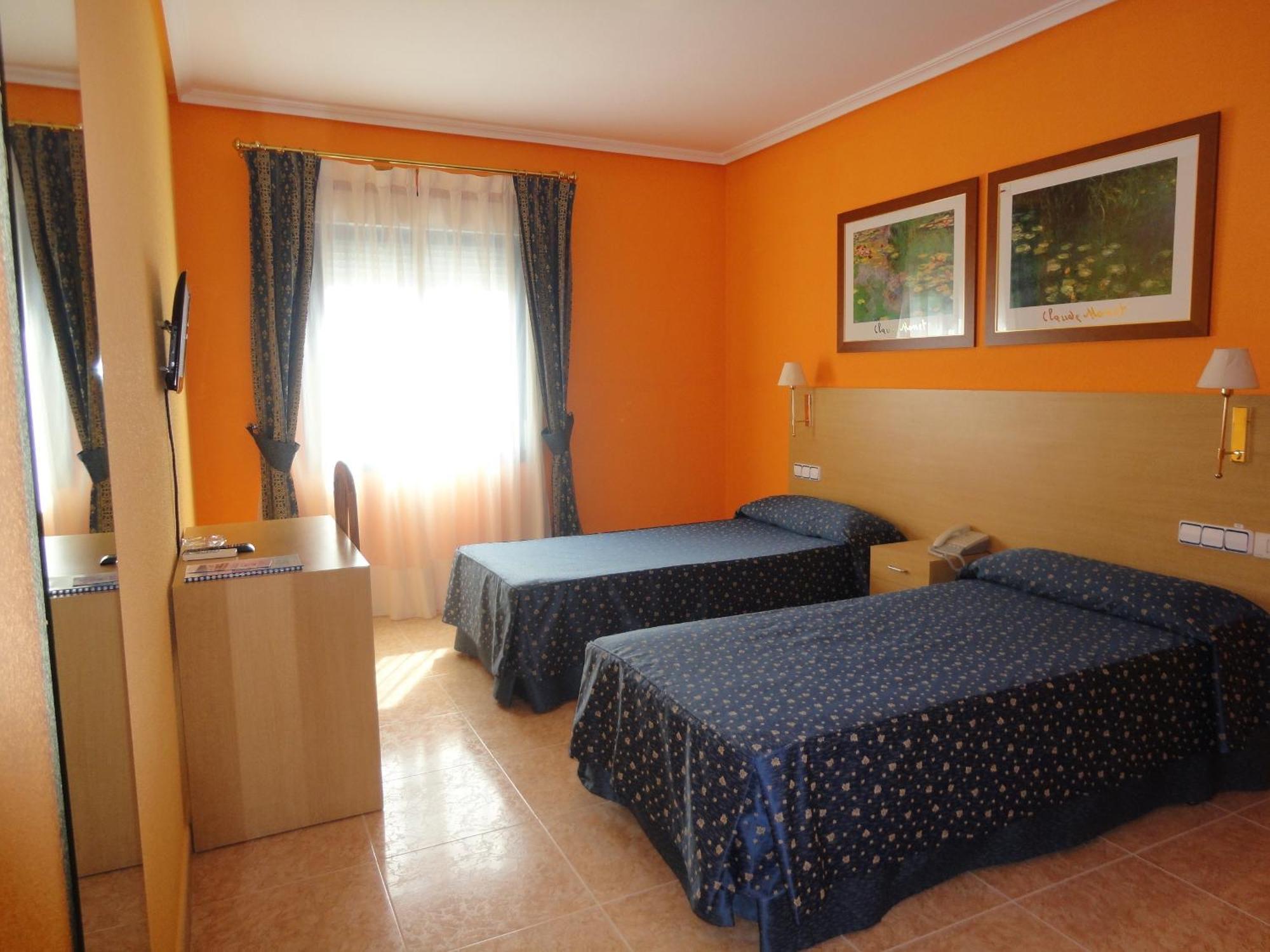 Hotel Mirador Velilla de San Antonio Eksteriør bilde