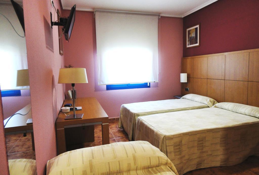 Hotel Mirador Velilla de San Antonio Eksteriør bilde