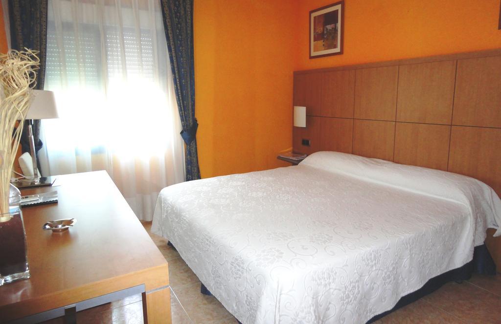 Hotel Mirador Velilla de San Antonio Eksteriør bilde